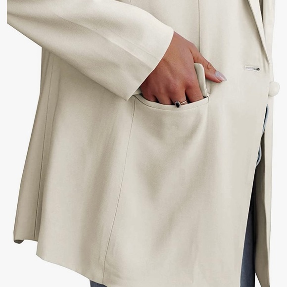 Ivory Blazer -  rand new, never worn - Picture 3 of 3